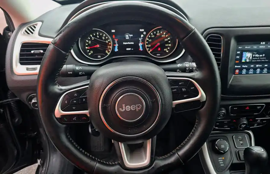 car-image