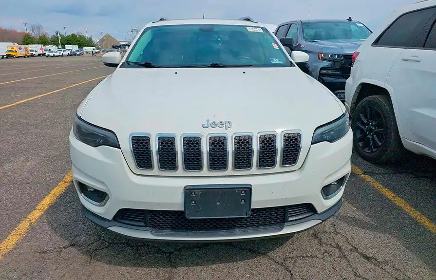 car-image
