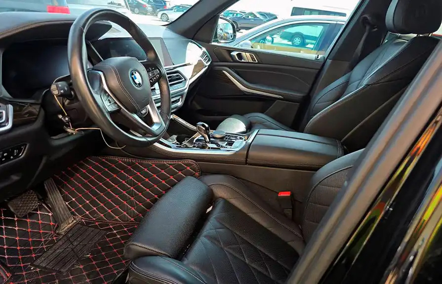car-image